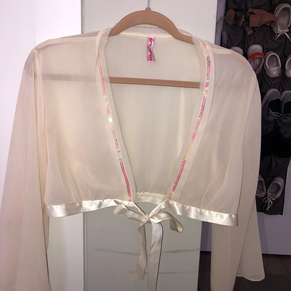 Sheer, tie front top